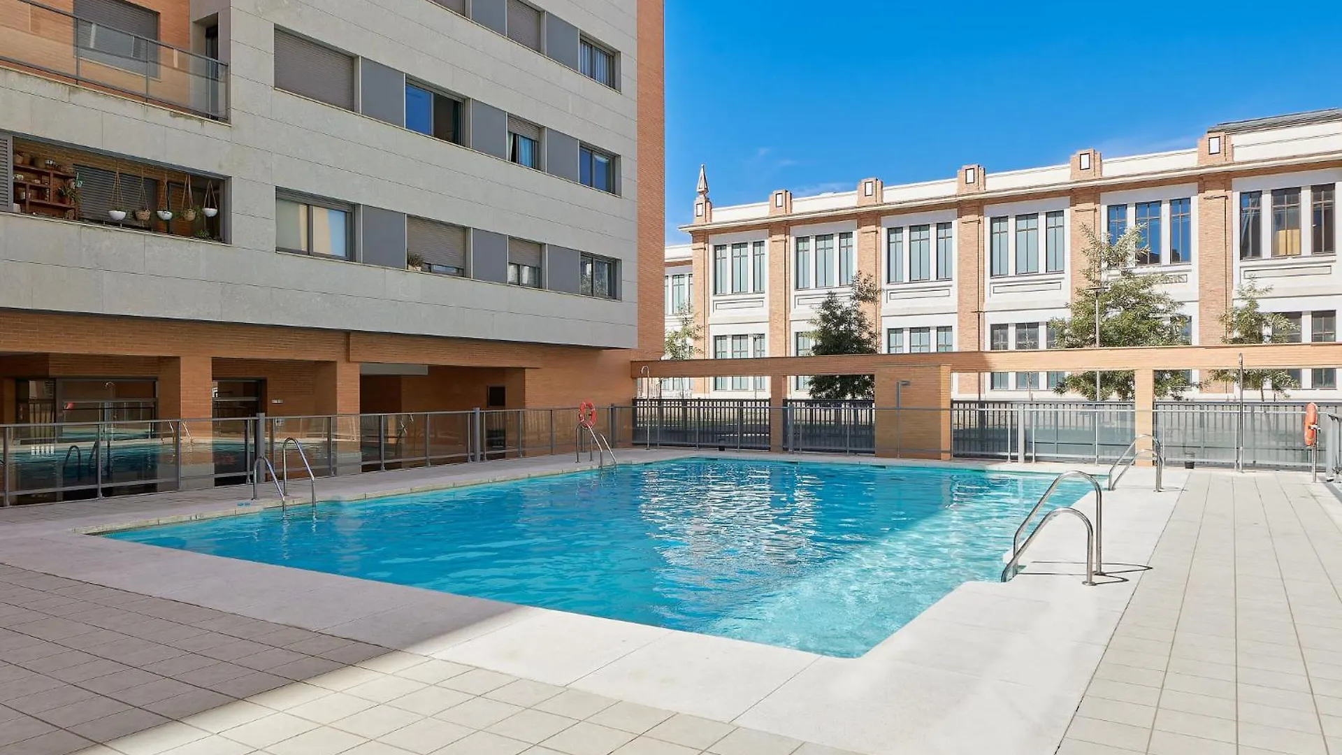 Daire Brisa Marina By Lovely Rentals Málaga İspanya